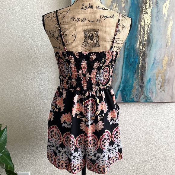 NWOT About A Girl Romper Women LG Black Padded Floral Sweetheart Neckline Preppy - Picture 3 of 8
